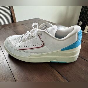 Womens Air Jordan Low Retro 2